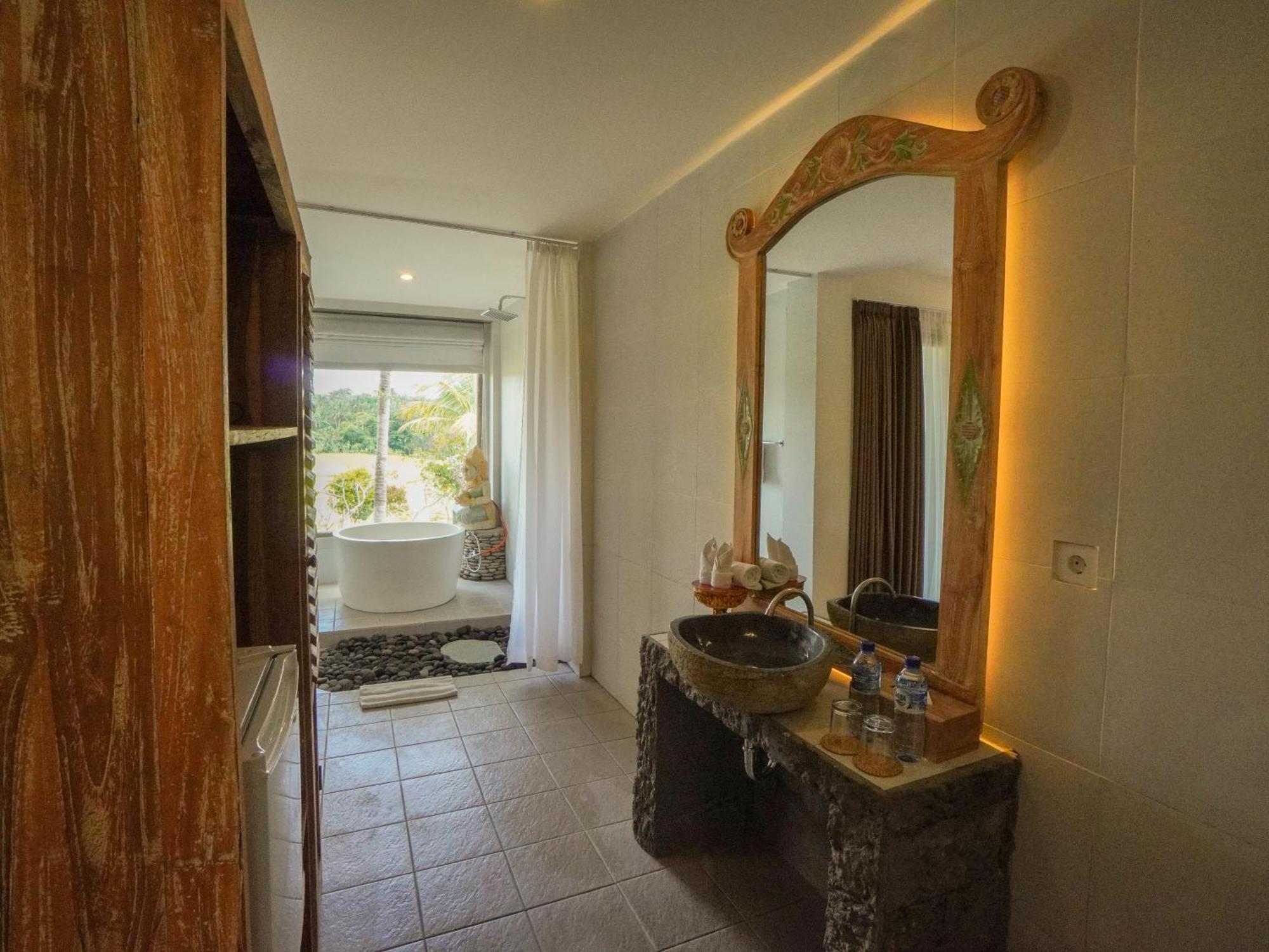 The Nenggala Suite เตกากาลัง ภายนอก รูปภาพ