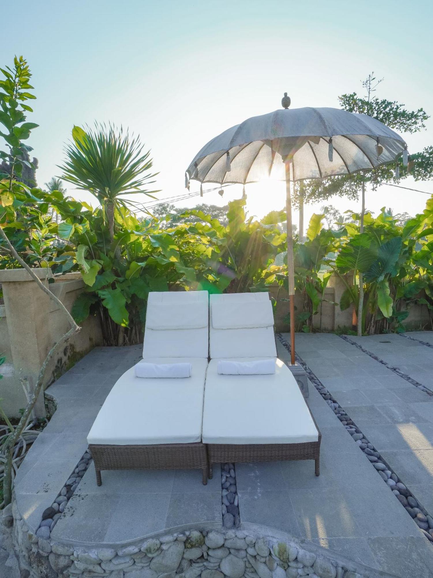 The Nenggala Suite เตกากาลัง ภายนอก รูปภาพ